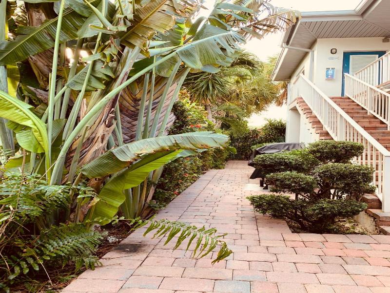 4145 By The Sea Inn Suites image