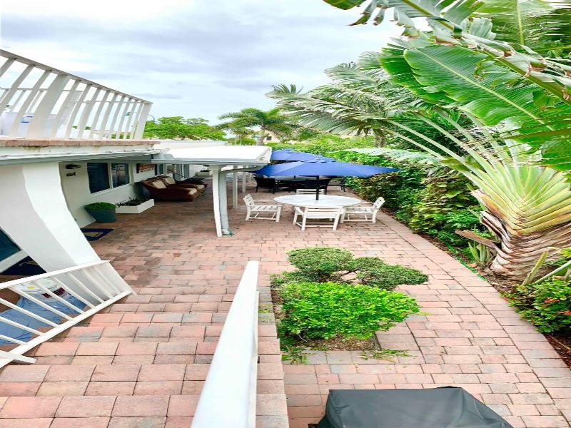 4145 By The Sea Inn Suites image