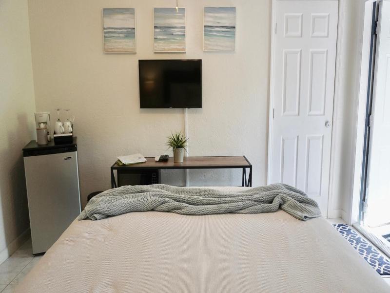 4145 By The Sea Inn Suites image