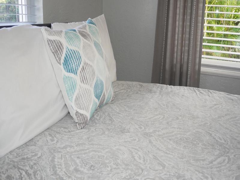 4145 By The Sea Inn Suites image