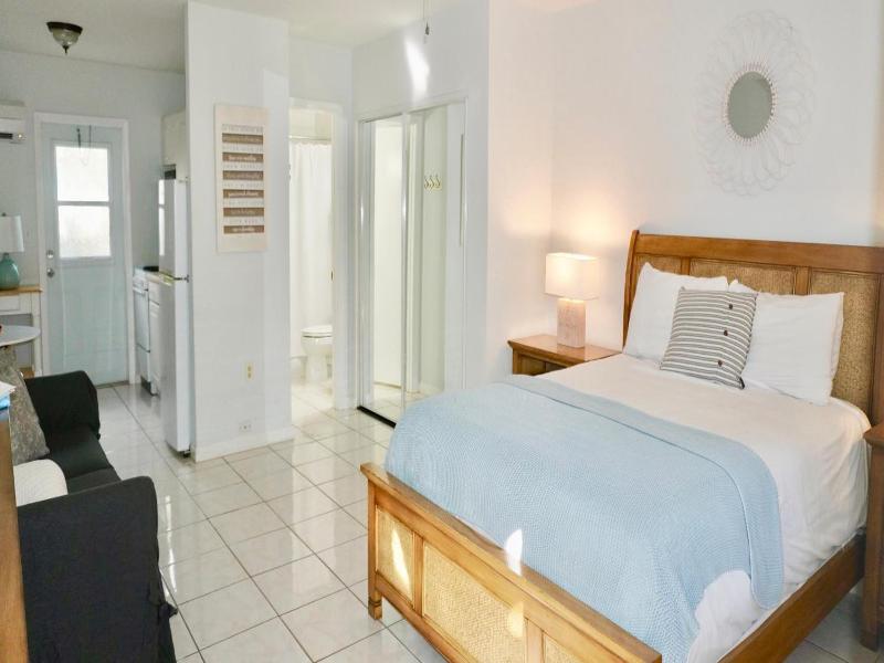 4145 By The Sea Inn Suites image