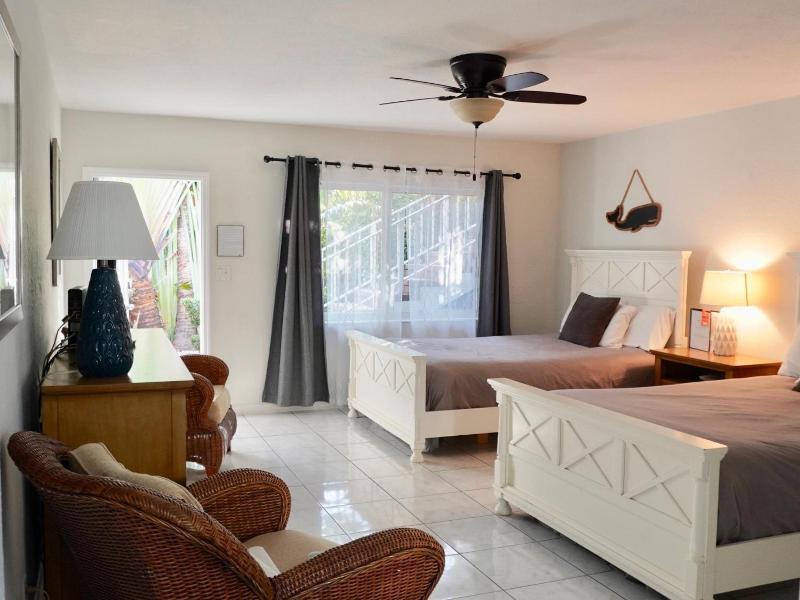 4145 By The Sea Inn Suites image
