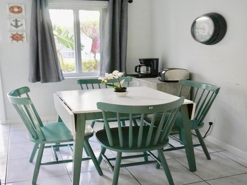 4145 By The Sea Inn Suites image