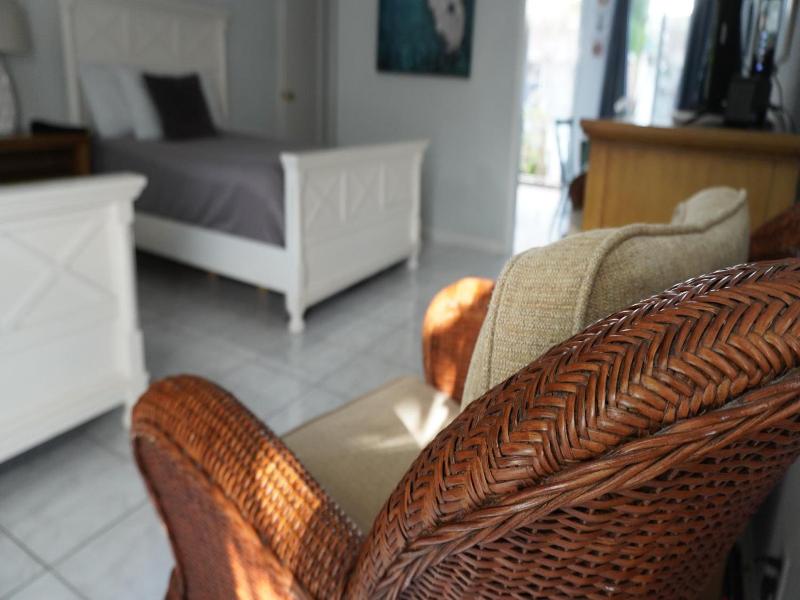 4145 By The Sea Inn Suites image