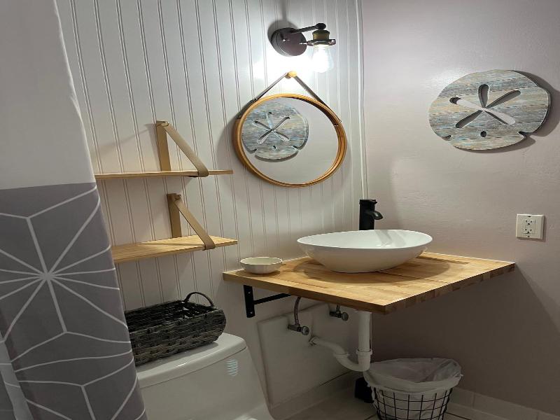 4145 By The Sea Inn Suites image
