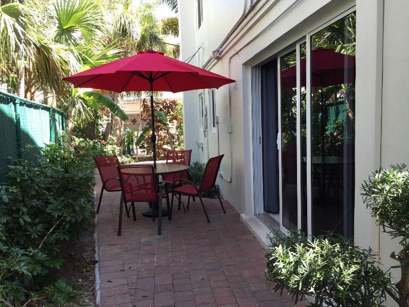 4145 By The Sea Inn Suites image