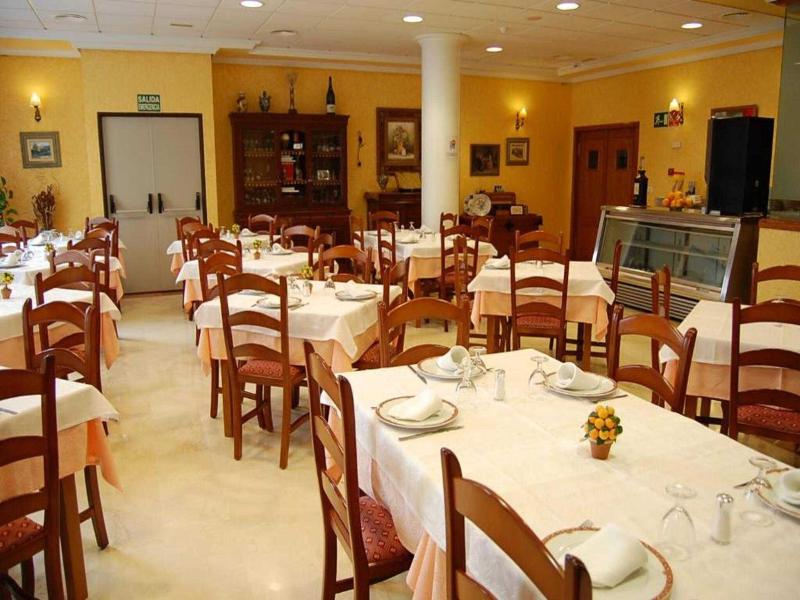 Albohera Playa Hotel By Belvilla Resorts image