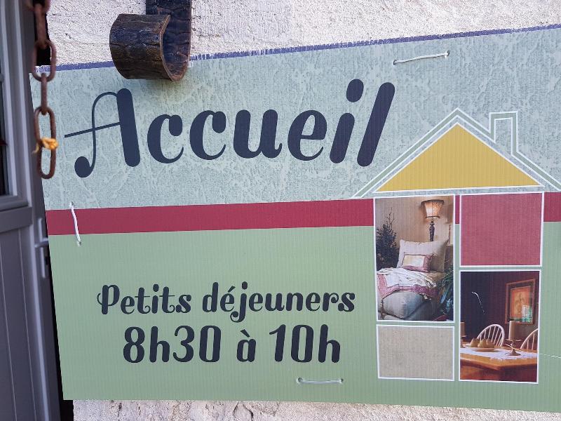 Chambres D'hôtes La Quèrière image