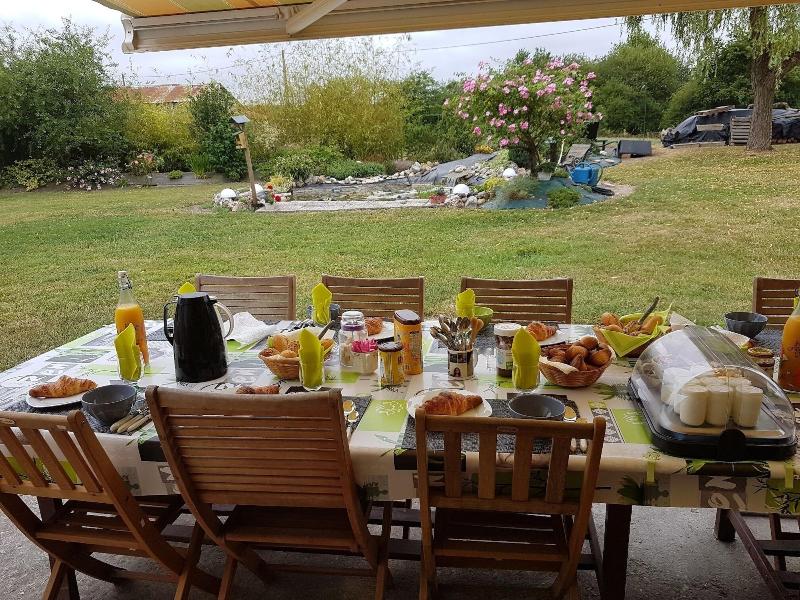 Chambres D'hôtes La Quèrière image
