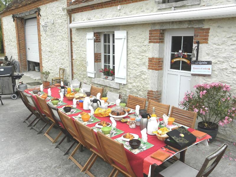 Chambres D'hôtes La Quèrière image