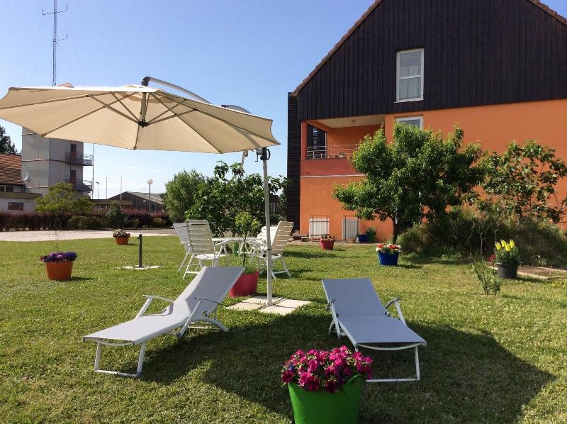 Hotel Des Bois image