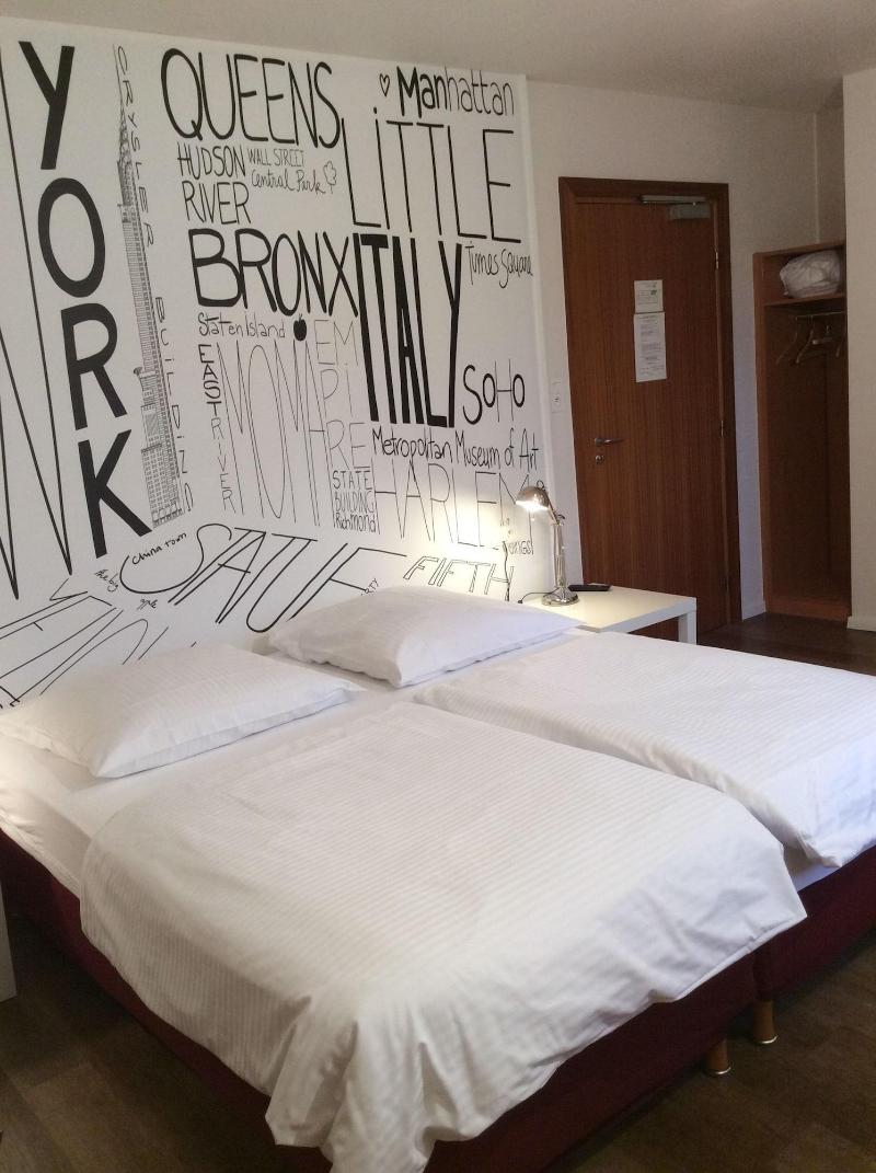Hotel Des Bois image