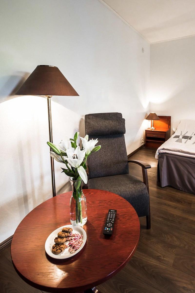 Hotelli Lännentie 5