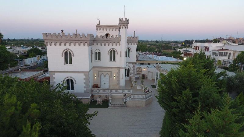 Torre Balzano Luxury B&B image