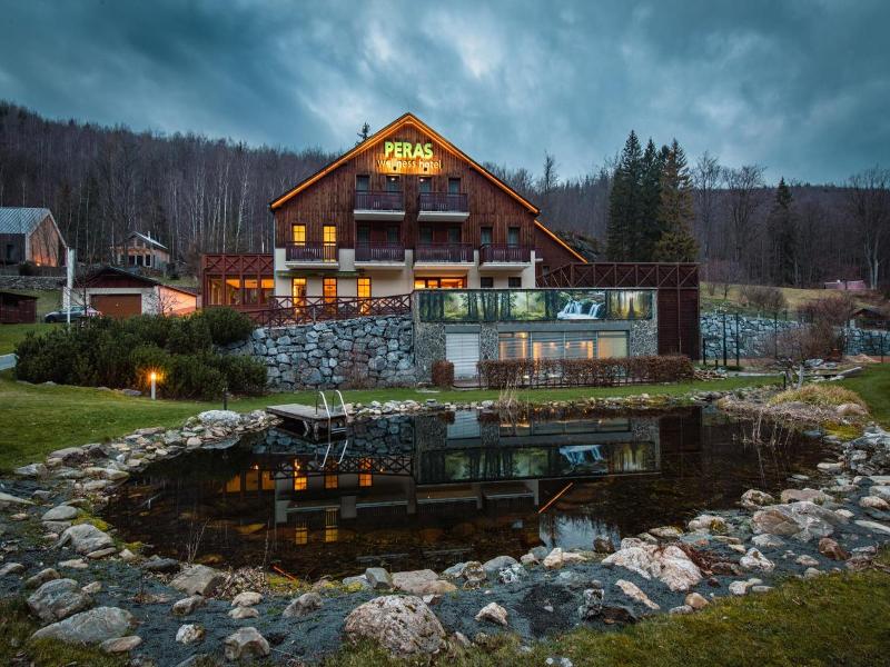 Wellness Hotel Peras image