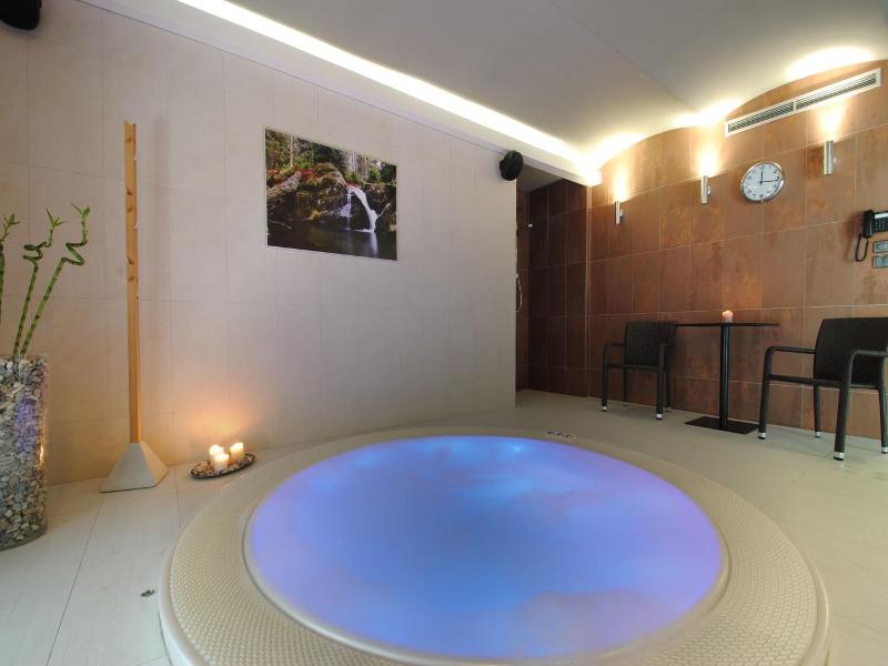 Wellness Hotel Peras image