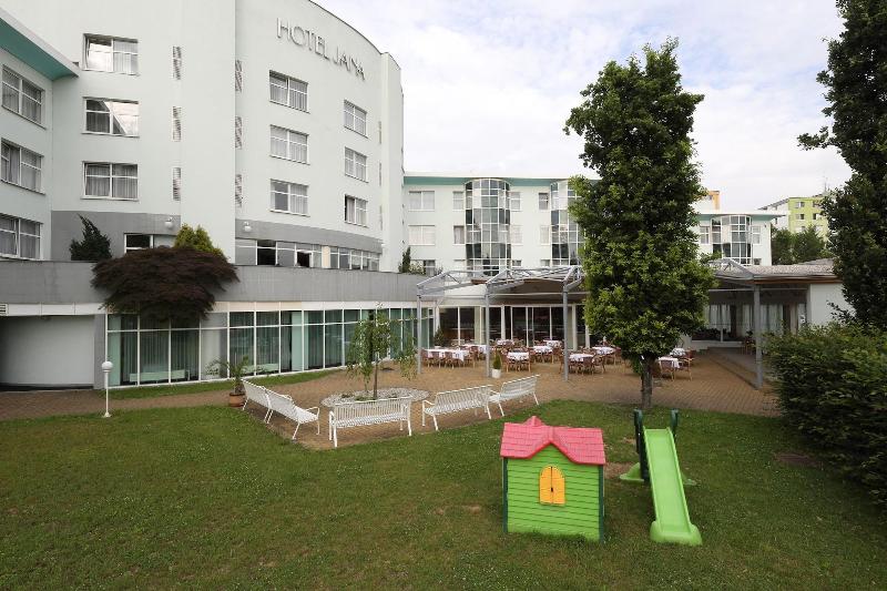 Hotel Jana image