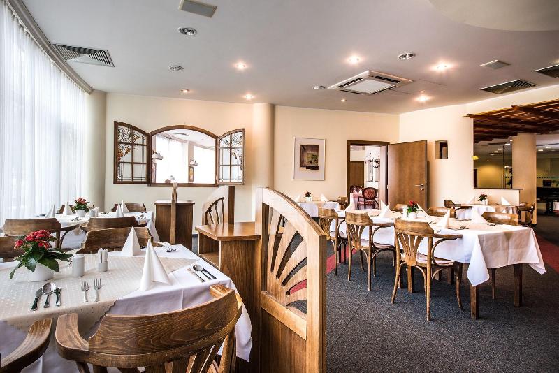 Hotel Jana image