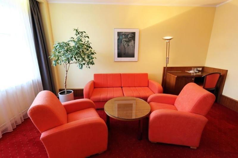 Hotel Jana image
