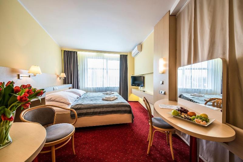Hotel Jana image