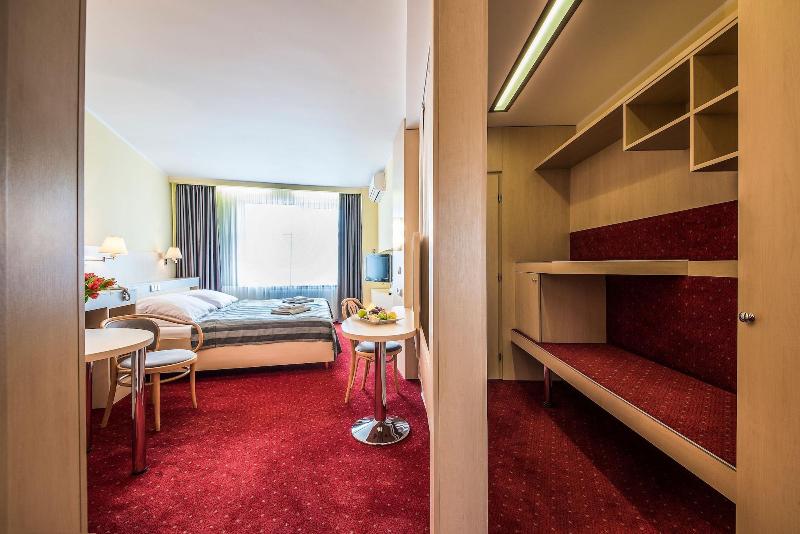 Hotel Jana image