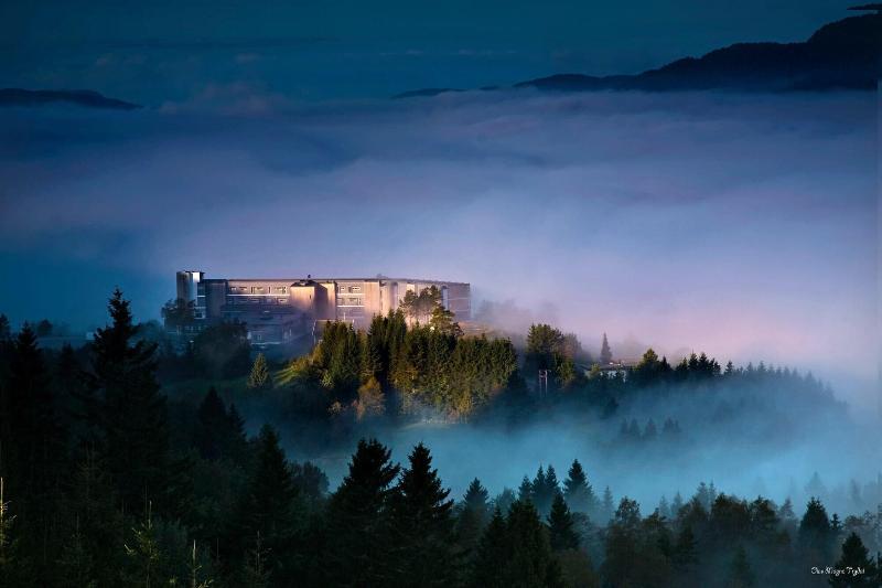 Utsikten Hotell & Resort image
