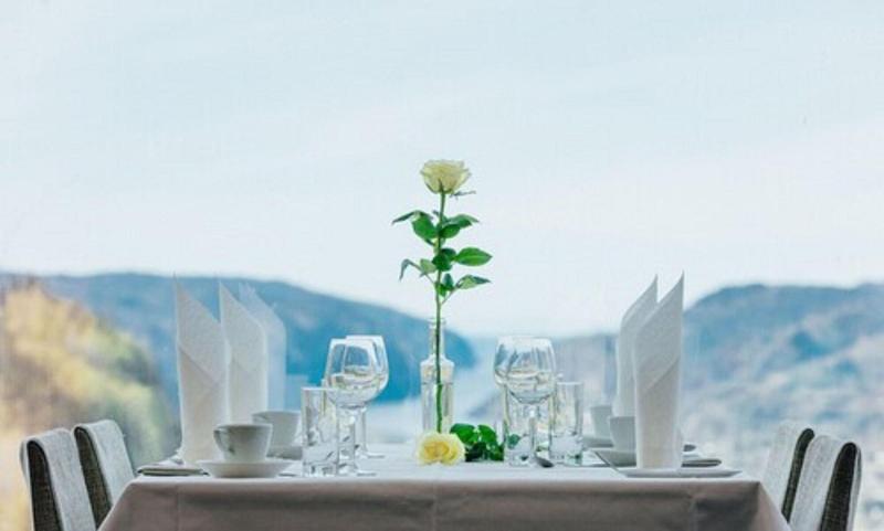 Utsikten Hotell & Resort image