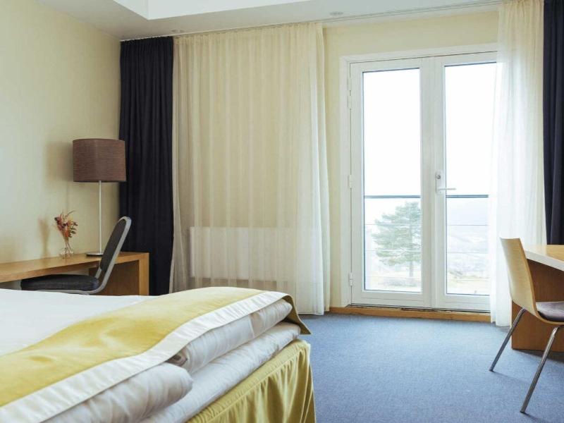 Utsikten Hotell & Resort image