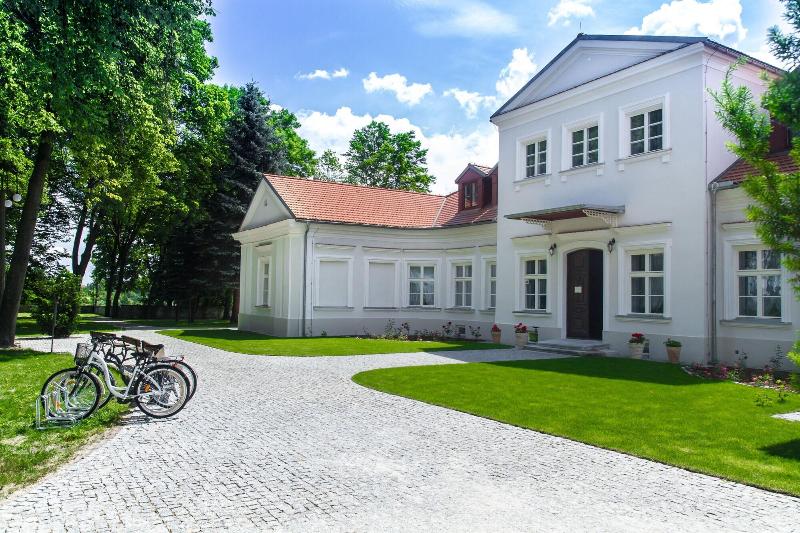 Dwór Zbożenna image