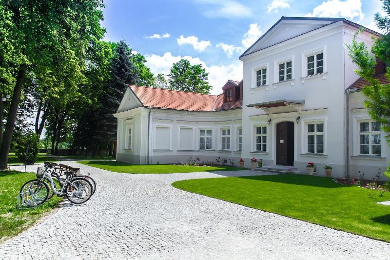 Dwór Zbożenna image
