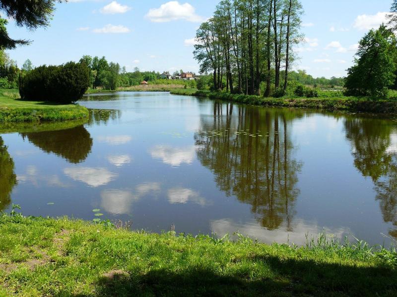 Dwór Zbożenna image