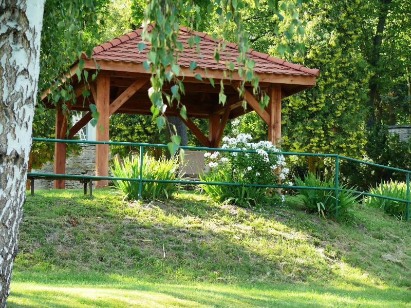 Dwór Zbożenna image