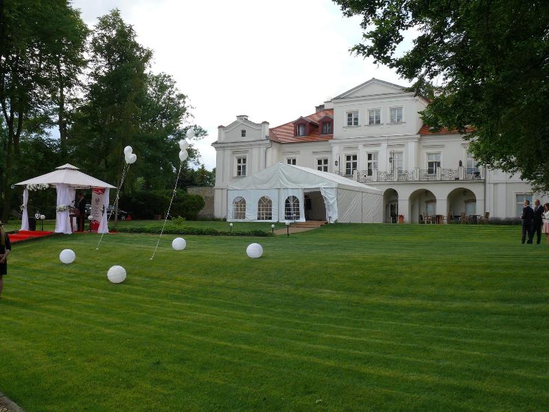 Dwór Zbożenna image