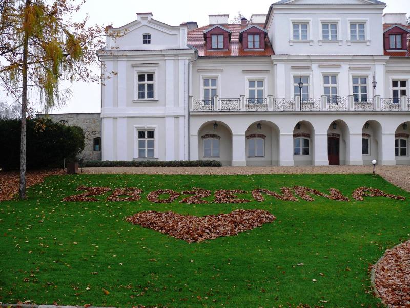Dwór Zbożenna image