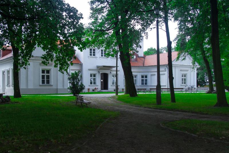 Dwór Zbożenna image