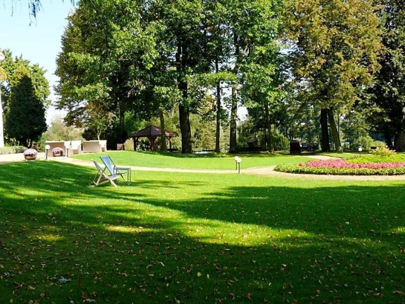 Dwór Zbożenna image