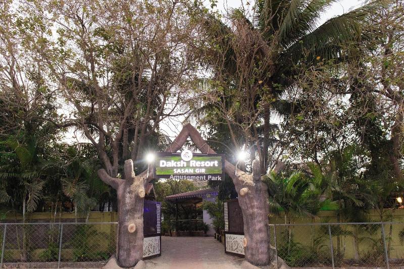 Daksh Resort And Amusement Park