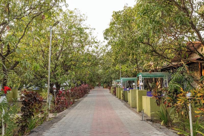 Daksh Resort And Amusement Park