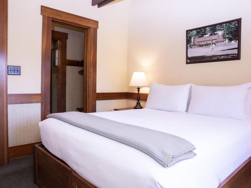 Ucla Lake Arrowhead Lodge image