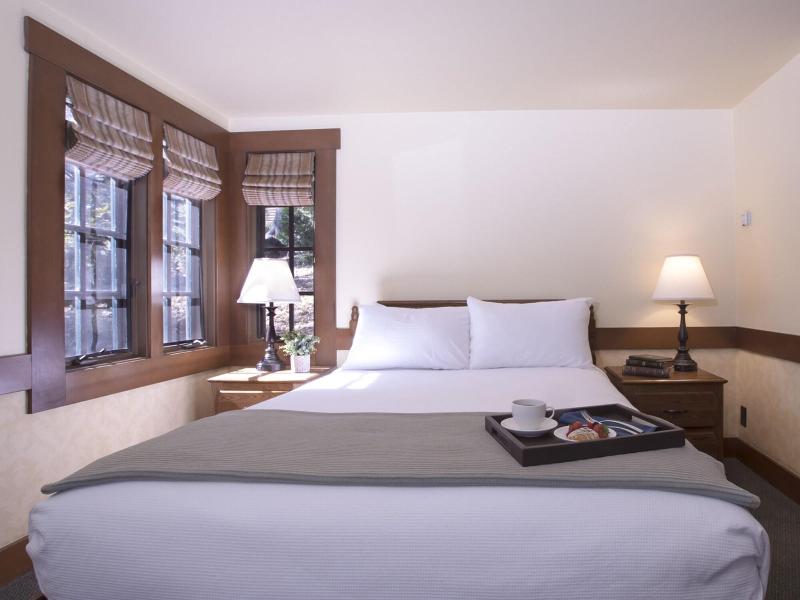 Ucla Lake Arrowhead Lodge image