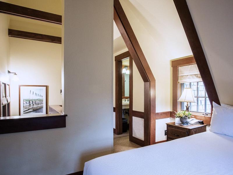 Ucla Lake Arrowhead Lodge image