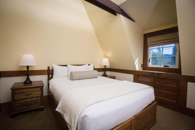 Ucla Lake Arrowhead Lodge image