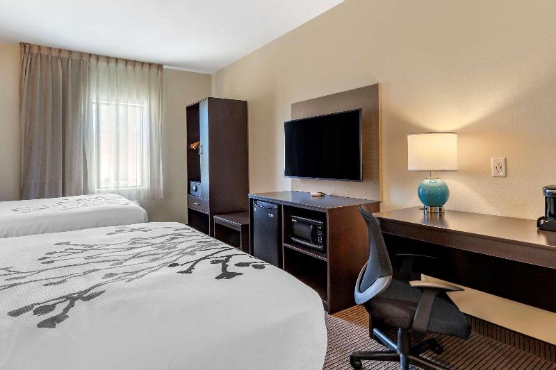 Sleep Inn & Suites Waller image