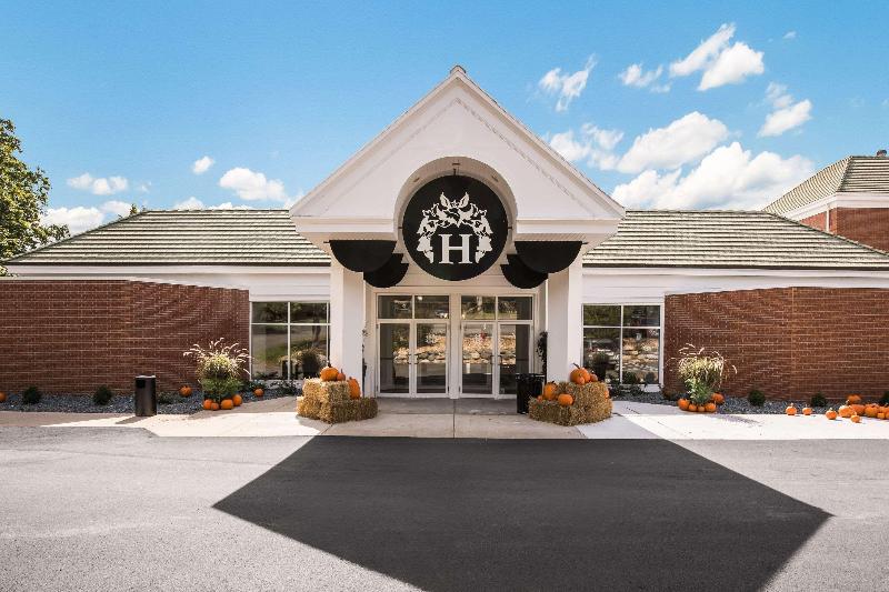 Heidel House Hotel And Conference Center image
