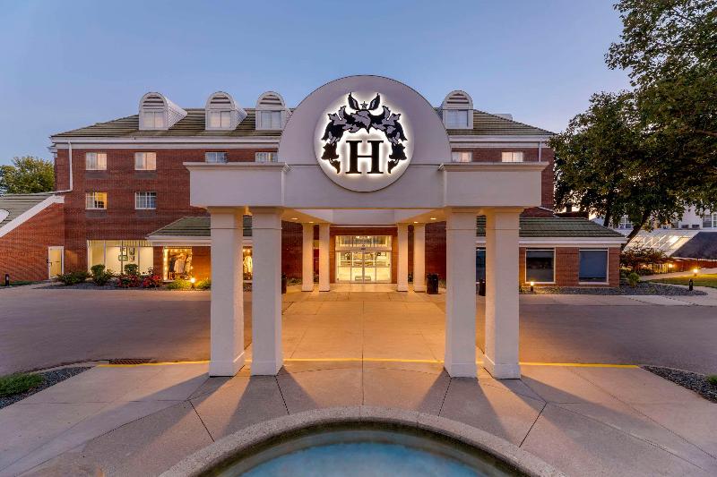 Heidel House Hotel And Conference Center image