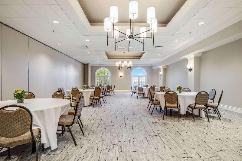 Heidel House Hotel And Conference Center image