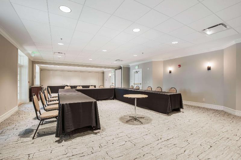 Heidel House Hotel And Conference Center image