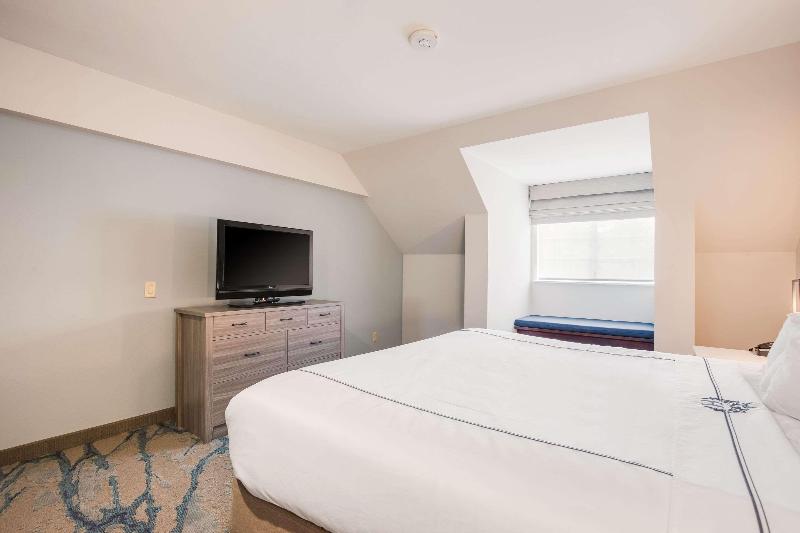 Heidel House Hotel And Conference Center image