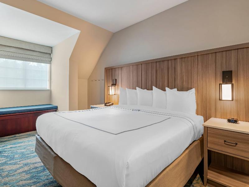 Heidel House Hotel And Conference Center image