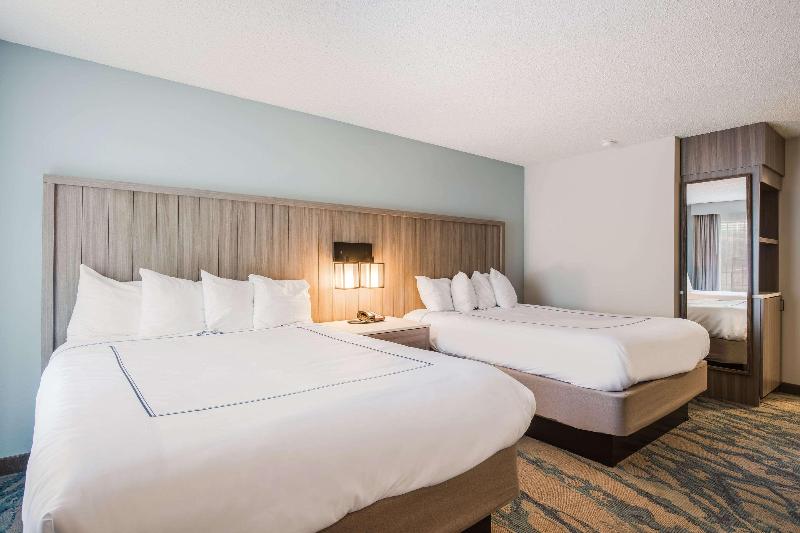 Heidel House Hotel And Conference Center image